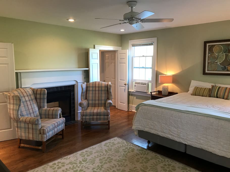 Room 1 Master Bedroom