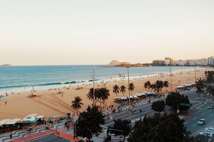 Vista Total da praia de Copacabana e Leme gallery image 2