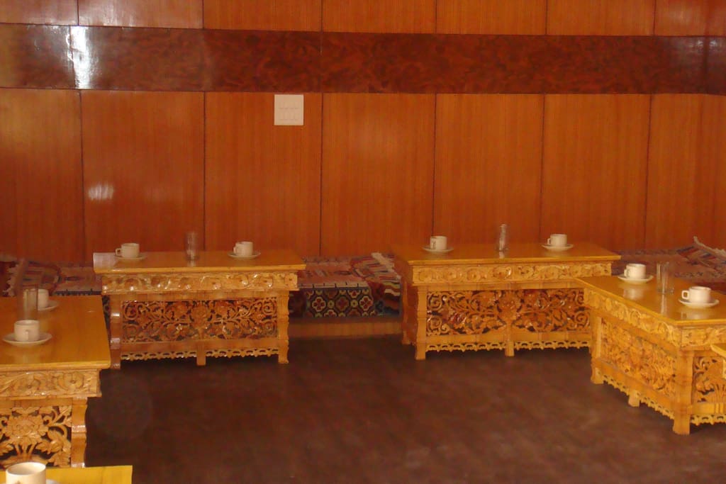 Traditional Dining Room