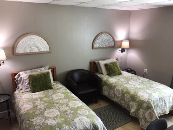 Avon Holiday Rentals & Homes Indiana, United States Airbnb