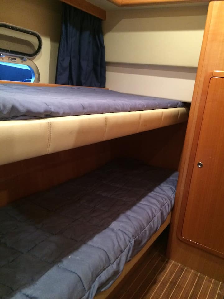 2 .º dormitorio con 2 literas