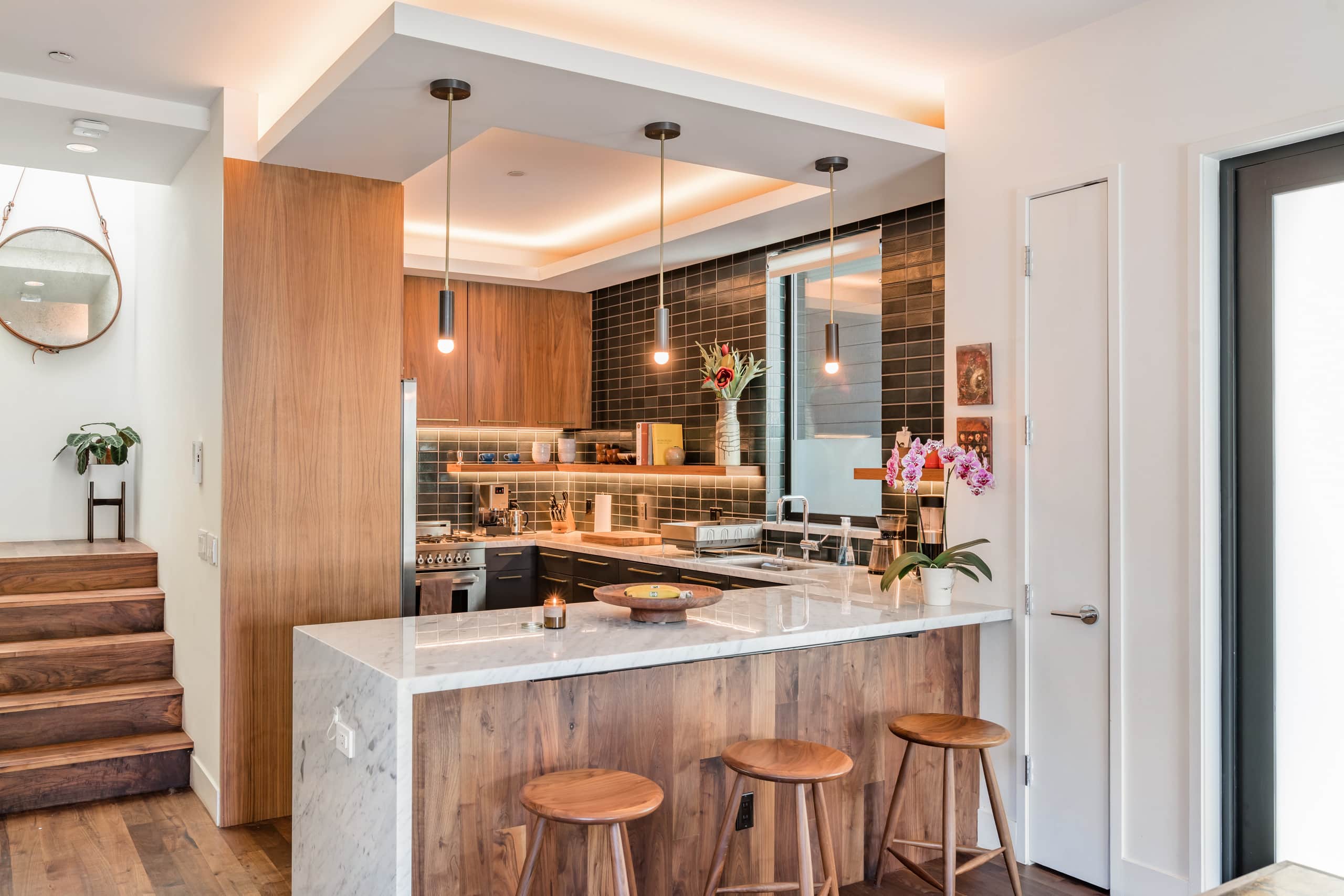 Townhouse in San Francisco · ★4.92 · 3 bedrooms · 3 beds · 2.5 baths - Image 10