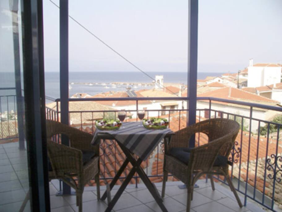 Lunch at the upper balcony