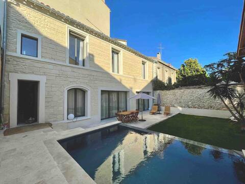 Incredible Villa Garden Pool – Heart of Town –