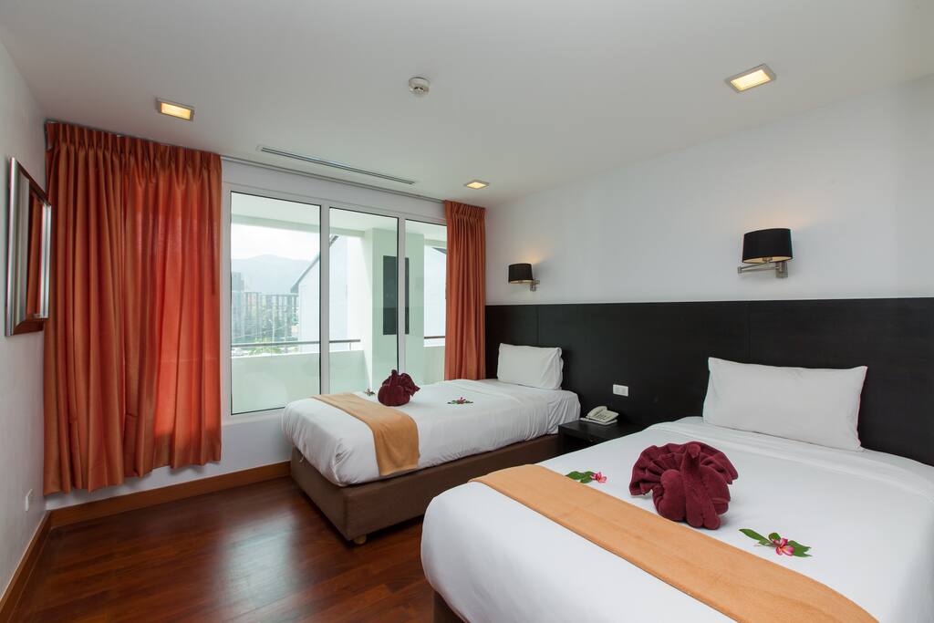 Second bedroom