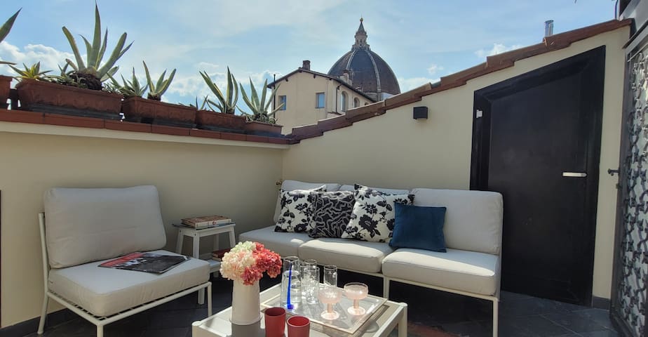 Elegant apartment Duomo view