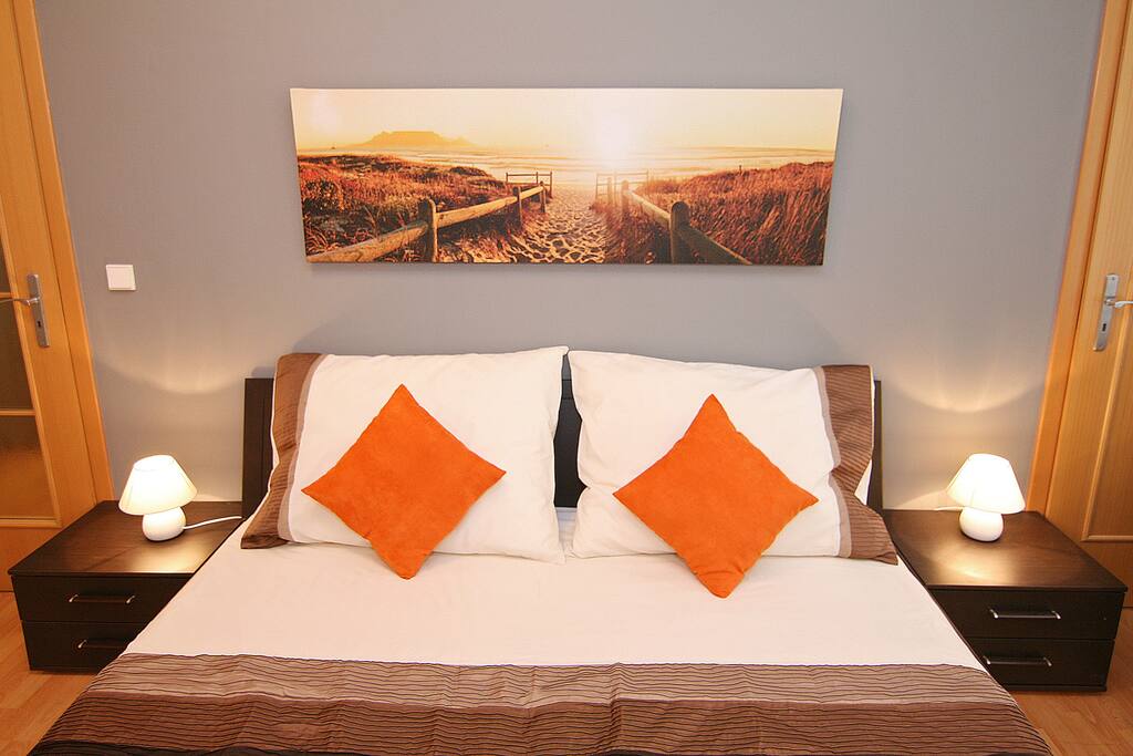 King size bed