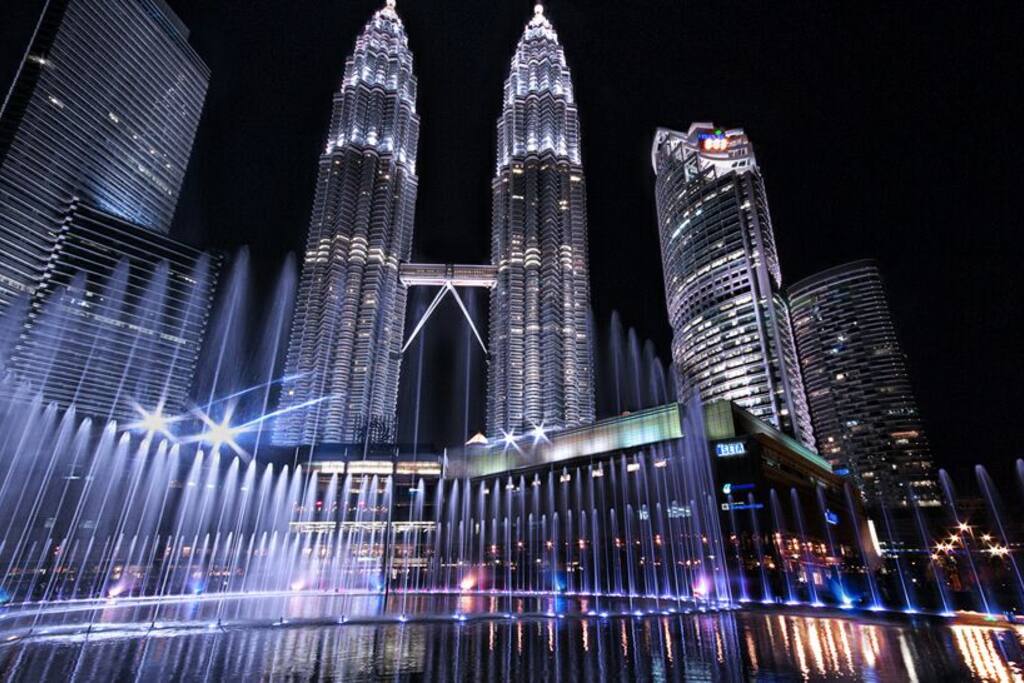 Less than 5 min walking distance to KLCC