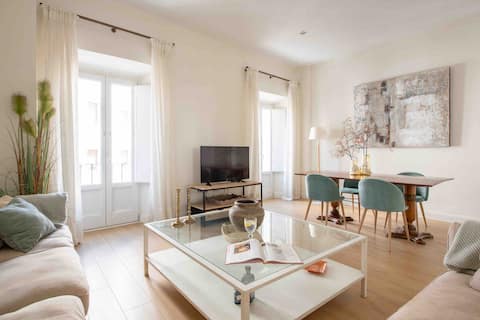 Propiedad de Airbnb exitosa: Plaza Nueva 2 bedrooms and 2 bathrooms en El Arenal