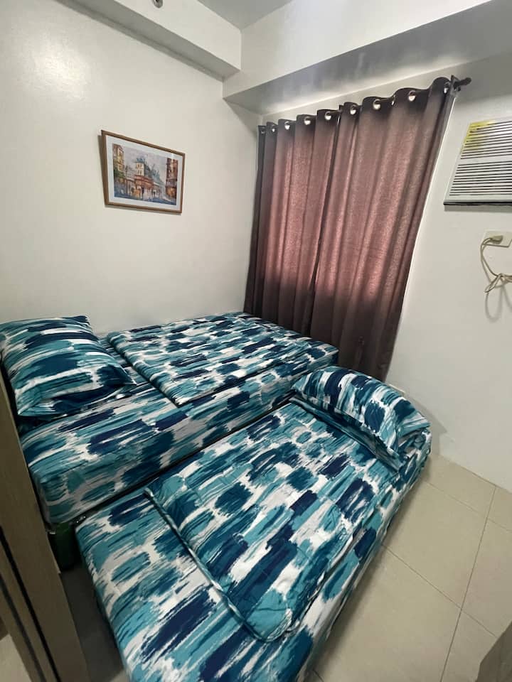 Pullout bed