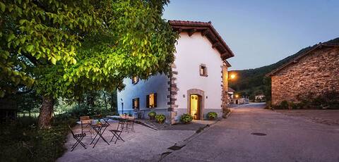EKOLANDA CHARMING COTTAGE