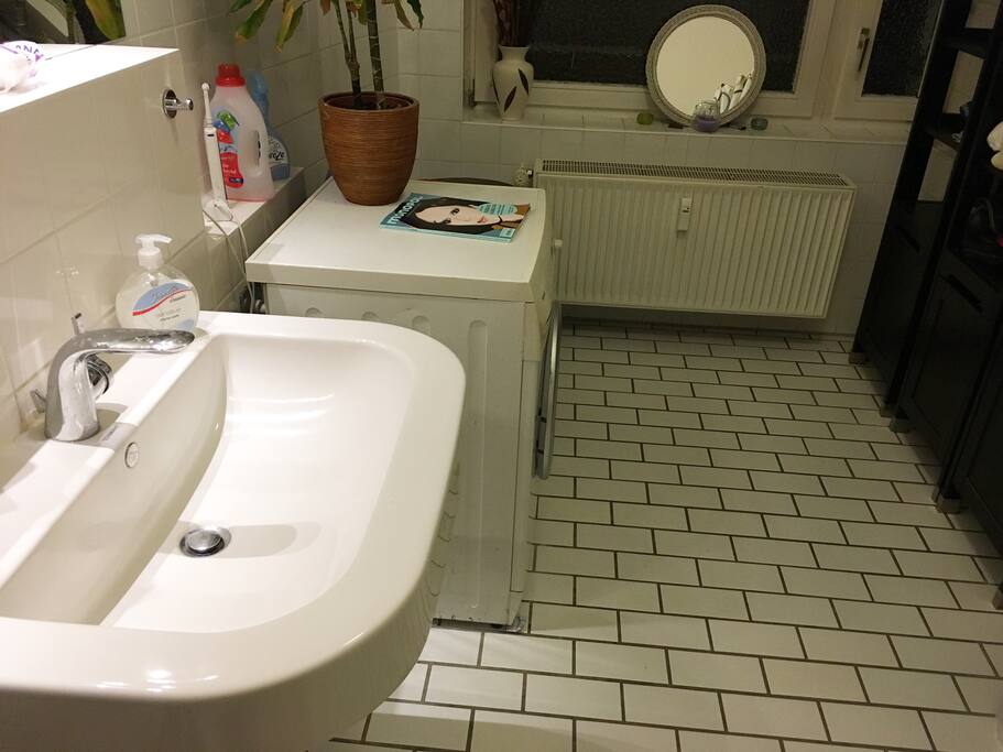 Badezimmer
Bathroom