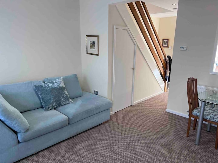 Town Centre 2 Bedroom Home In Newark On Trent - Newark-on-Trent