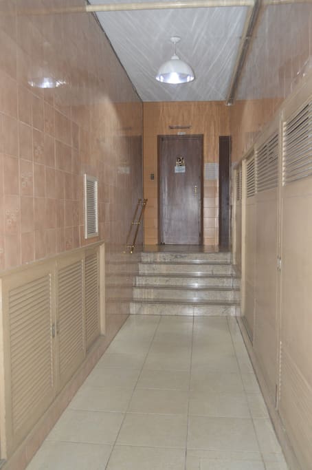 Corredor para os elevadores