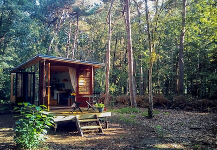 Maja's Hideaway, deep in private fairytale woods