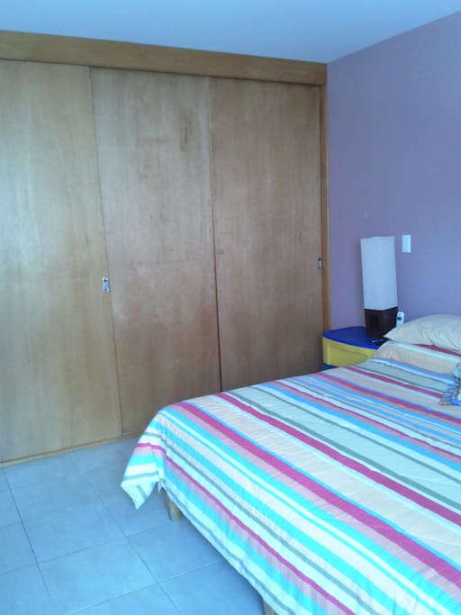 Closet amplio