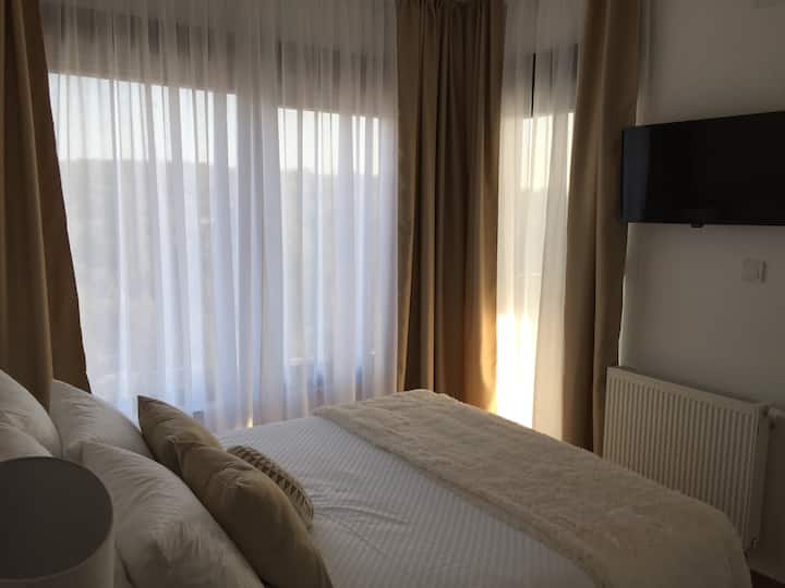 Dhomë gjumi 2