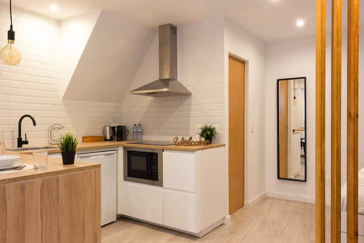 Cosy Studio Near Downtown - The Corner House - Portugal