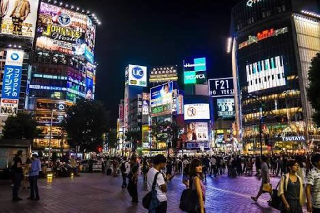 15 minutes on foot to Shibuya station