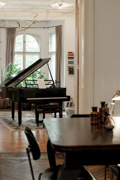 Wohn- und Esszimmer / Schlafzimmer 2