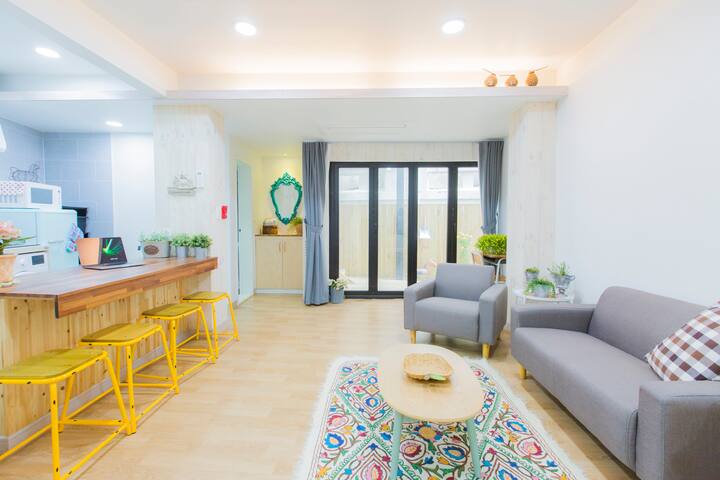 My Chloe In Pusan With Pretty Garden And Rooftop Houses For