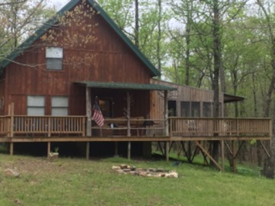 Lone Wolf Lodge Cabins For Rent In Mena