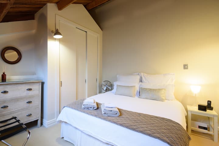 Loft spavaća soba
