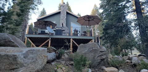 Huntington Lake Cabin. "Little Tahoe"