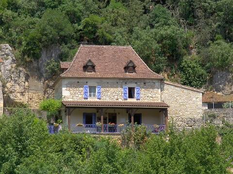 LA  GALINETTE  1 house at the foot of ST CIRQ LAPOPIE