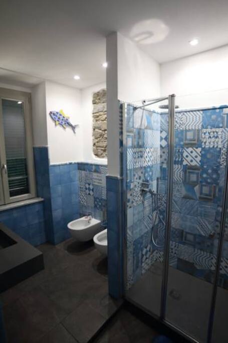 Bagno privato con doccia