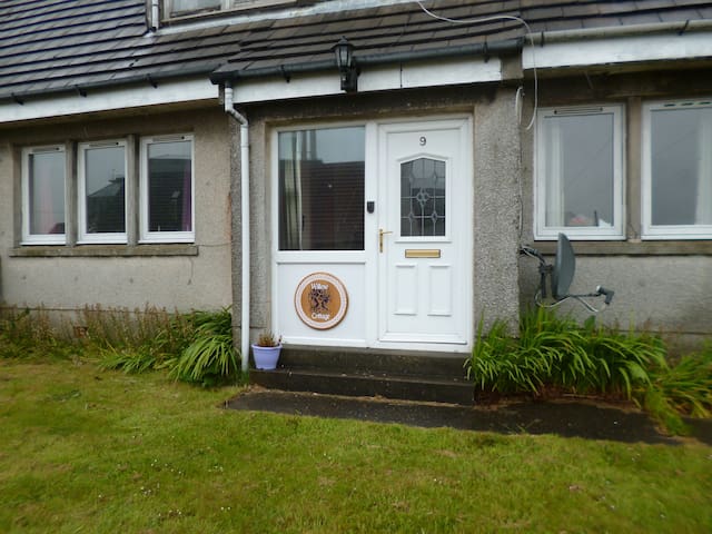 Airbnb Isle Of Islay Holiday Rentals Places To Stay