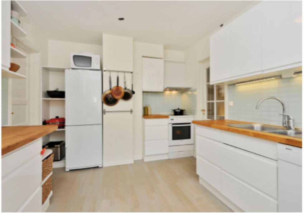 Well equipped kitchen