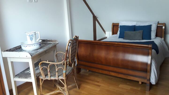 ห้องนอนที่ 4 
เตียง 140 X 190 ซม.