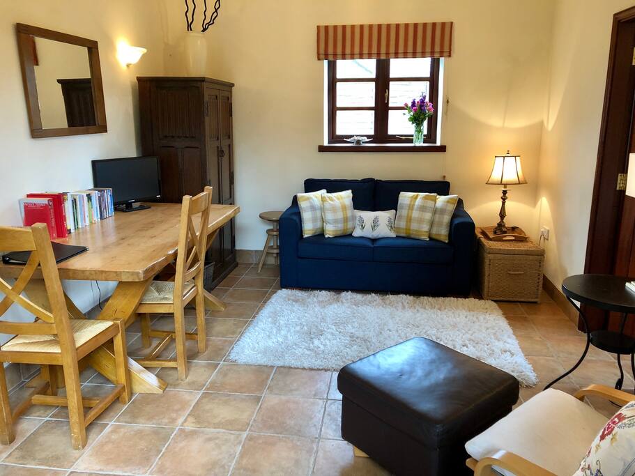 Sitting Room + Sofa bed