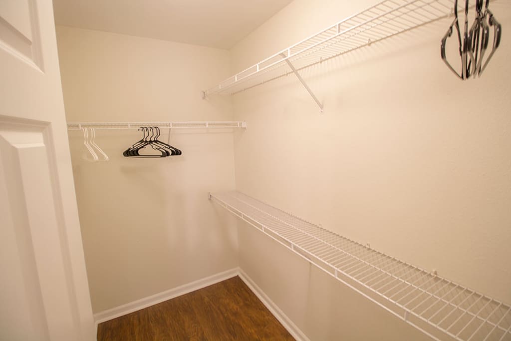 Walk-in Closet
