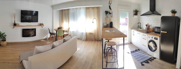 Apartamentos La Casa Del Maestro - Nuévalos