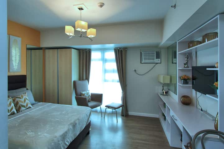 Cebu Business Park Studio - Amber - Cebu City
