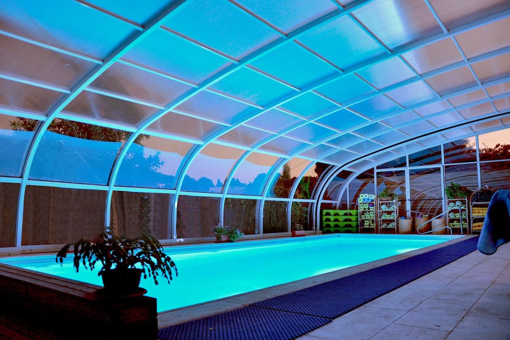 pool at night time -
roof close