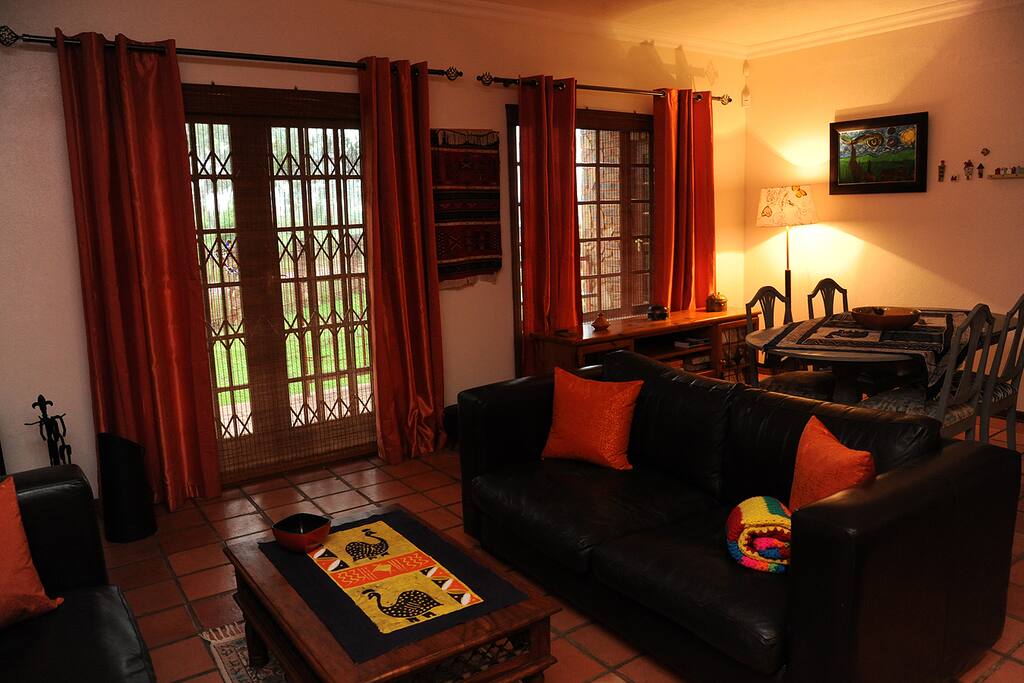 Sitting and dining room