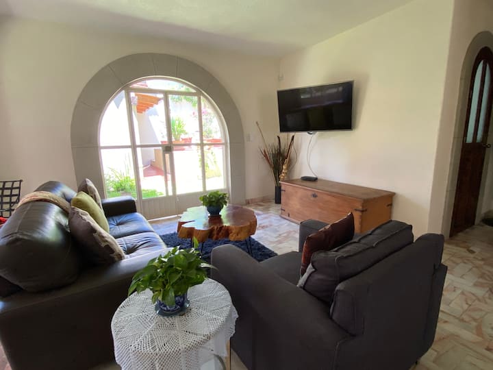 Casa Reyna...  Relaxing For Families Or Friends - San Miguel de Allende