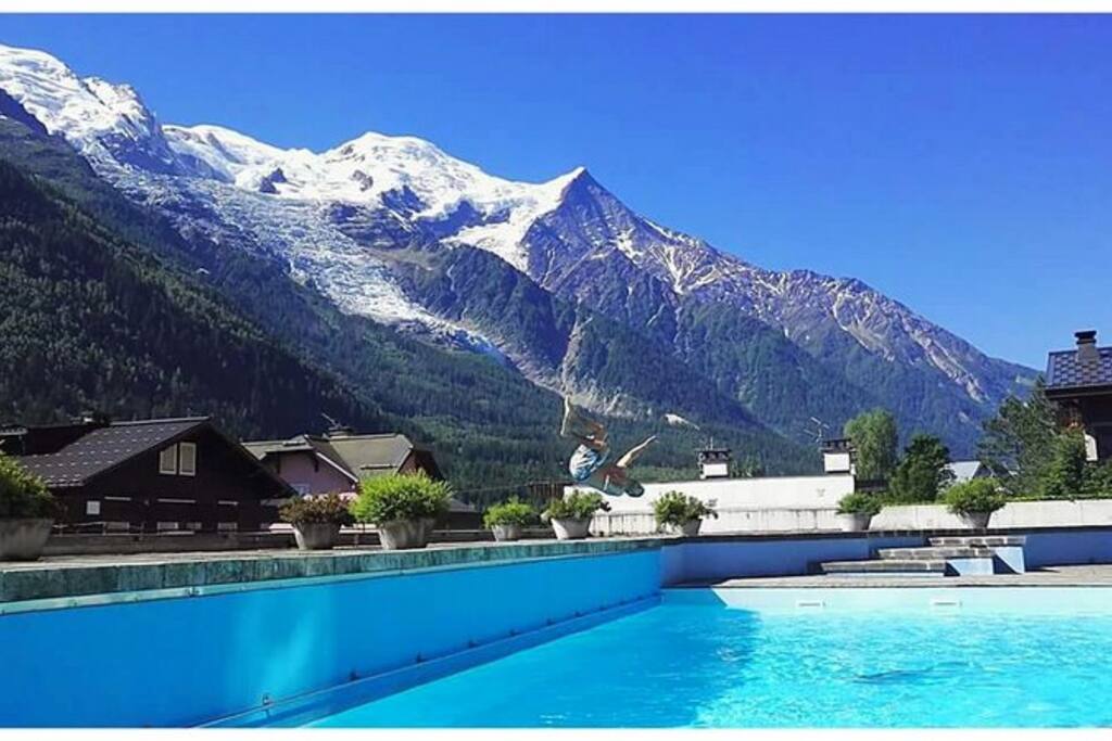 Pool open approx 15.6-15.9