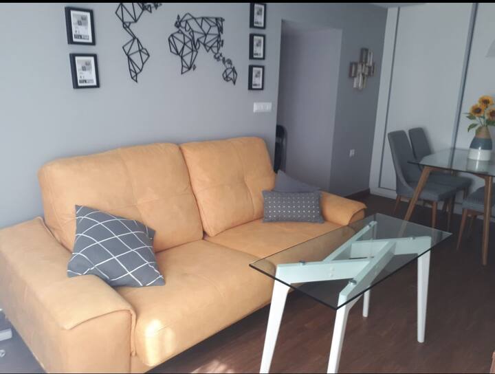 Apartment in Cadiz, 5 min. from Playa Victoria Flats for Rent in