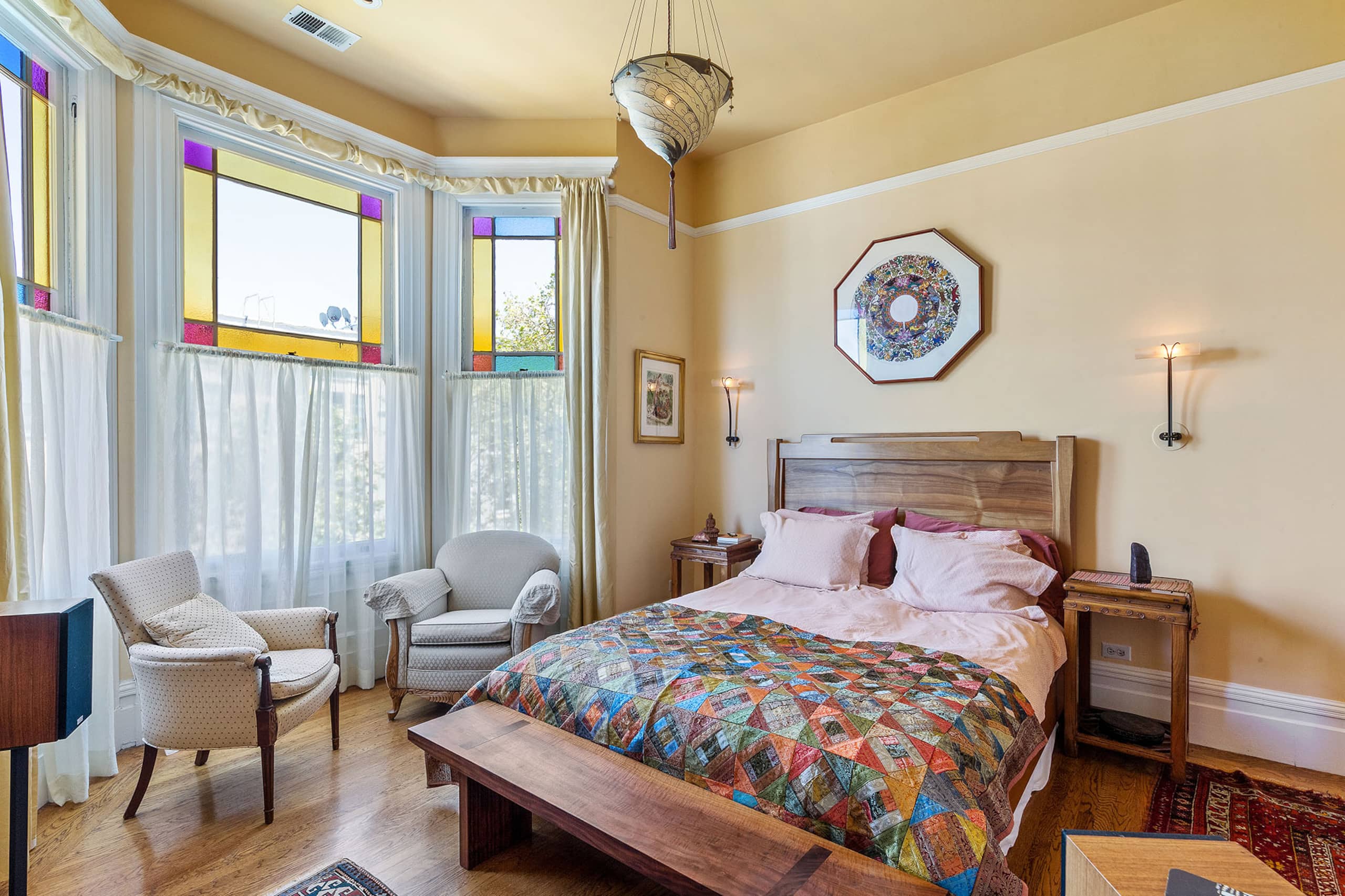 Condo in San Francisco · ★4.96 · 3 bedrooms · 3 beds · 1 bath - Image 25