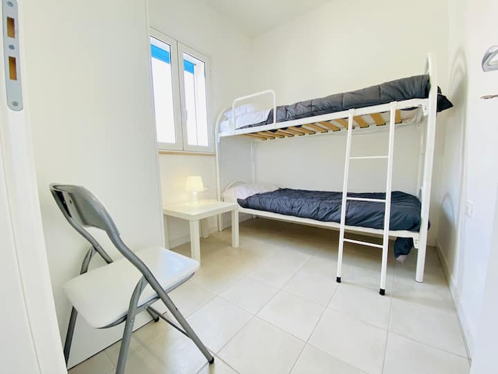 Cámara 2 letti singoli/cama individual habitación 2 