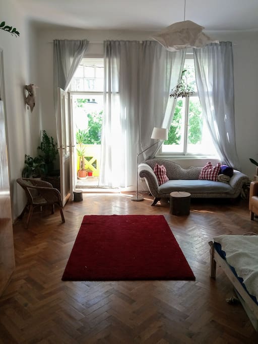 Spaciose room with balcony for you