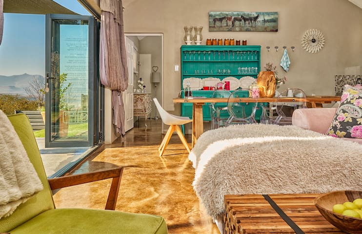 Lola's Luxury Self- Catering Accommodation