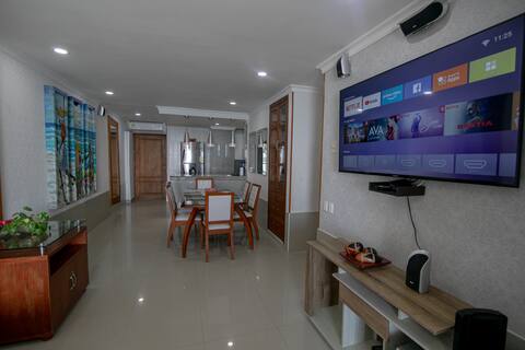 GUEST FRIENDLY APARTMENT WITH THE BEST LOCATION