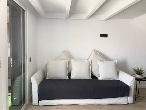 Airbnb con mejor rendimiento: Penthouse - 5 people - Playa Las Americas en Arona