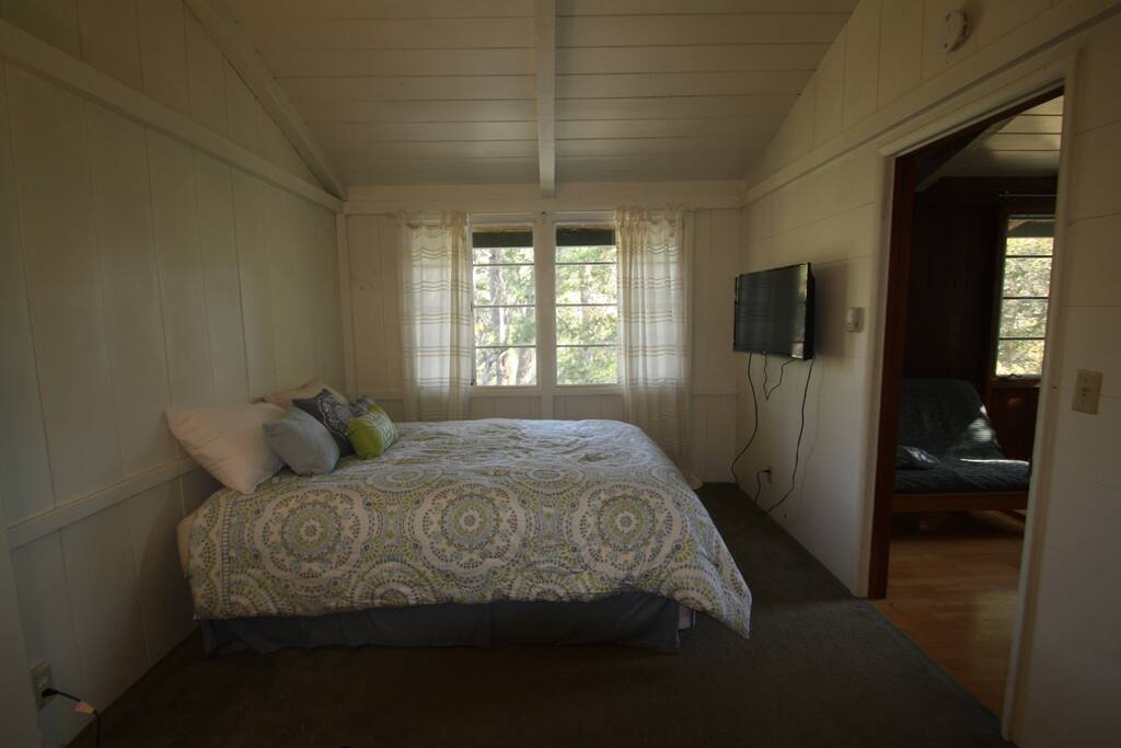 Queen size organic mattress