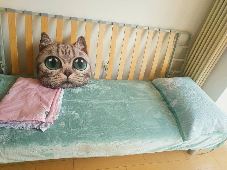 丝绒床单很舒服